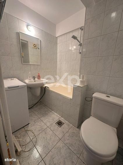 Apartament cu 3 camere semidecomandat în Kogălniceanu