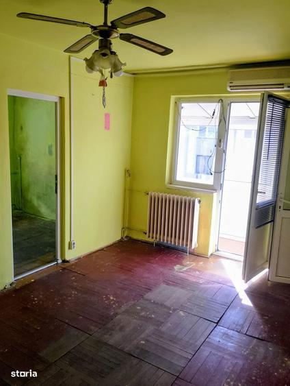 Apartament cu 3 camere semidecomandat în Șagului