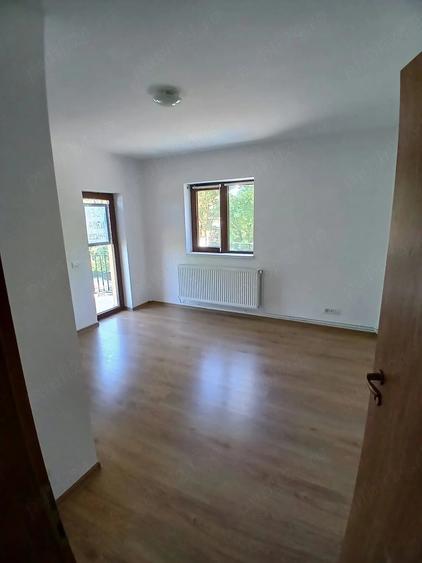 Spațiu comercial, de 250 mp, în Lipovei