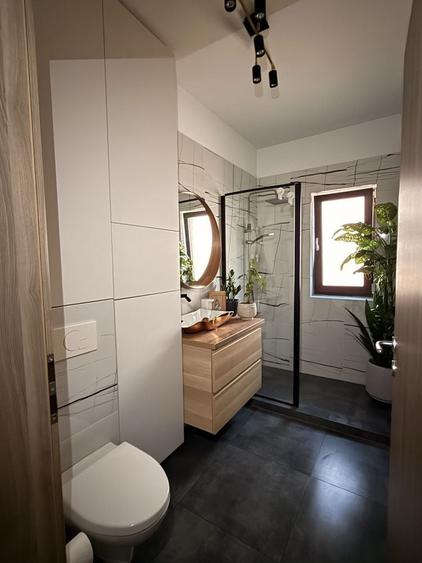 Apartament cu 2 camere decomandat în Giroc