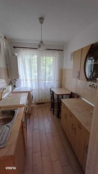 Apartament cu 2 camere decomandat în Micro 14