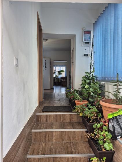 Casă cu 2 camere în Piața Cluj