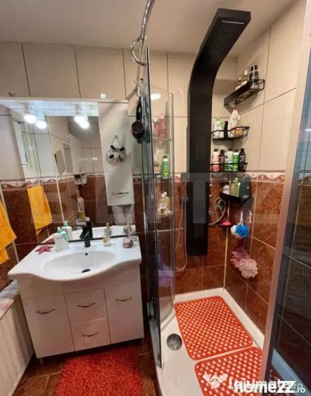 Apartament cu 3 camere decomandat în Triaj