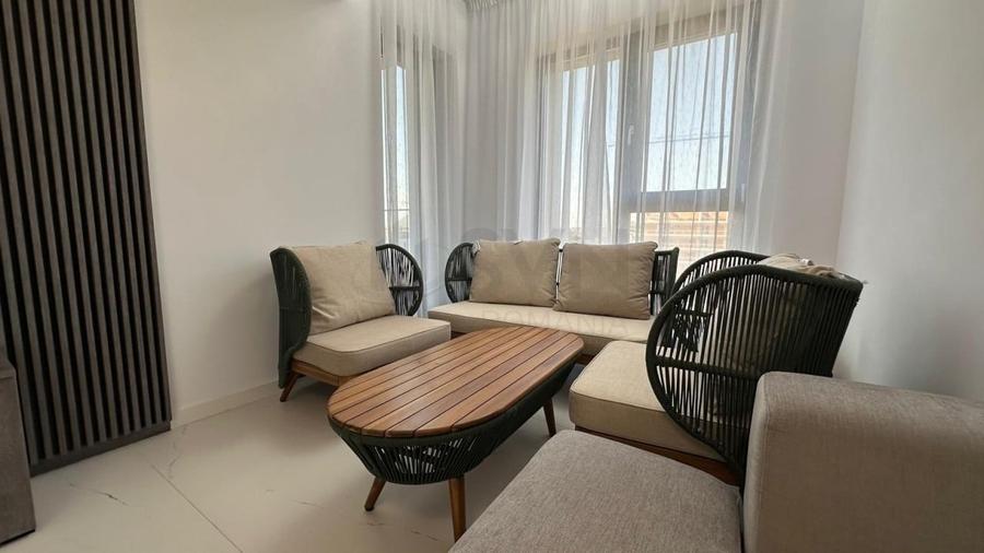 Apartament cu 4 camere decomandat, mobilat în Pipera