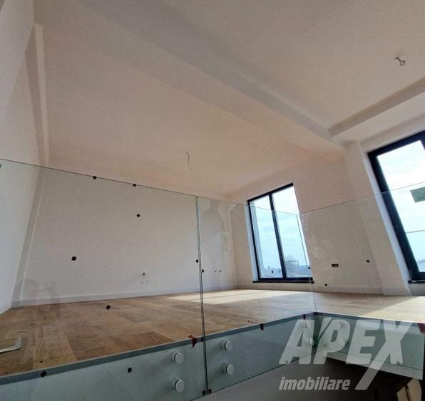 Duplex cu 5 camere cu Canalizare în Bucureștii Noi