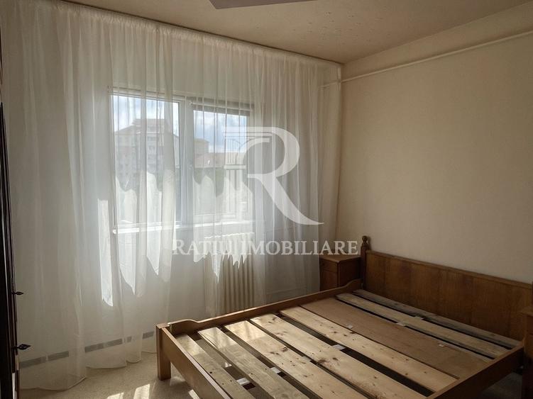 Apartament cu 2 camere decomandat, mobilat în Rogerius