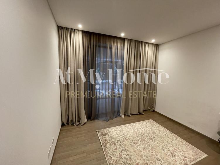 Apartament cu 3 camere decomandat în Primăverii