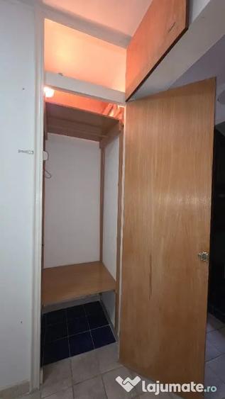 Apartament cu 2 camere decomandat în Titan