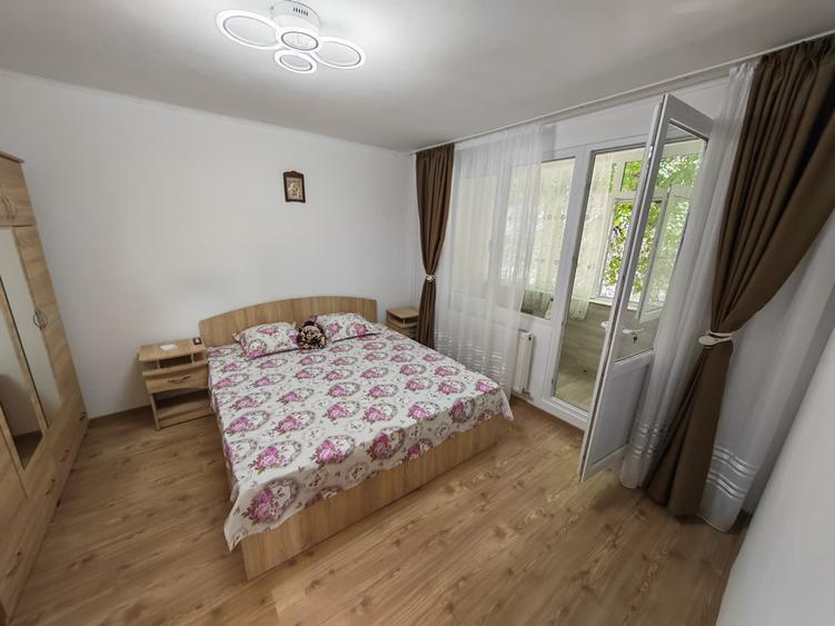 Apartament cu 3 camere decomandat în Brâncoveanu