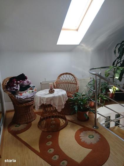 Apartament cu 3 camere în Florești