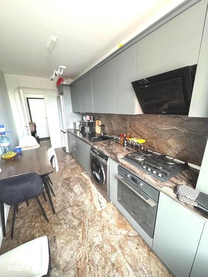 Apartament cu 3 camere în Ciurea