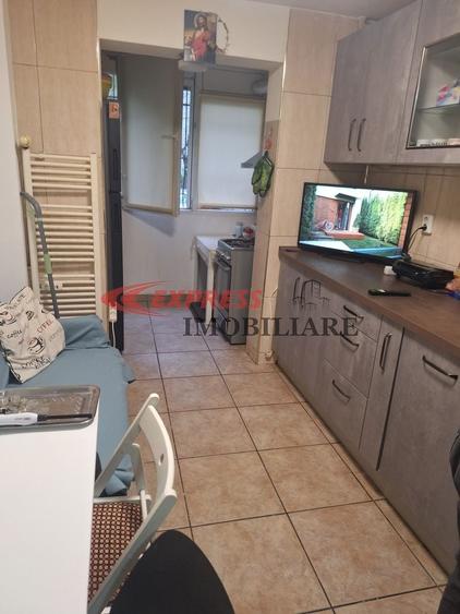 Apartament cu 3 camere decomandat, mobilat în Dristor