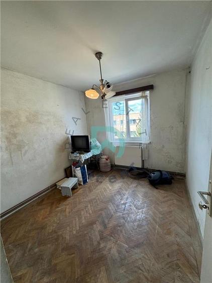 Apartament cu 2 camere semidecomandat în Florilor