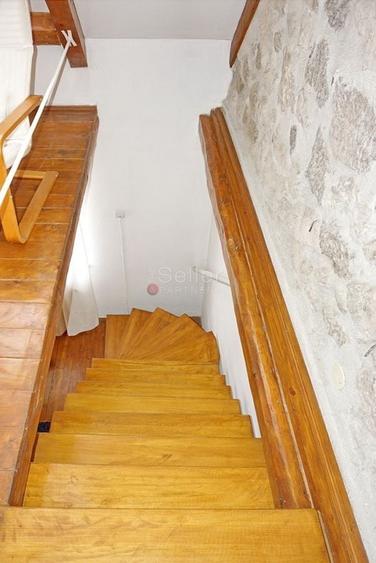 Casă individuală cu 4 camere cu Teren 300 Mp în Bunloc