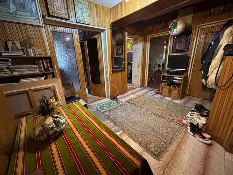 Apartament cu 2 camere decomandat în Unirii