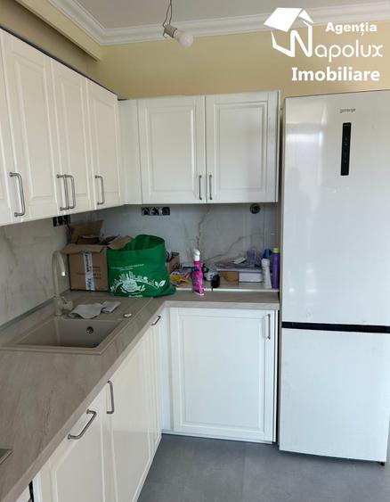 Apartament cu 2 camere semidecomandat, mobilat în Borhanci