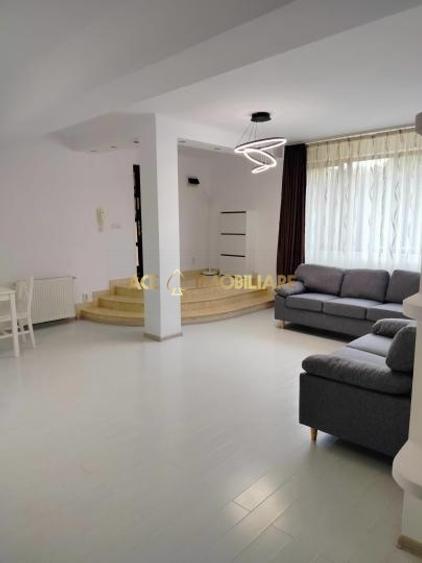 Apartament cu 2 camere decomandat, mobilat în Moșilor