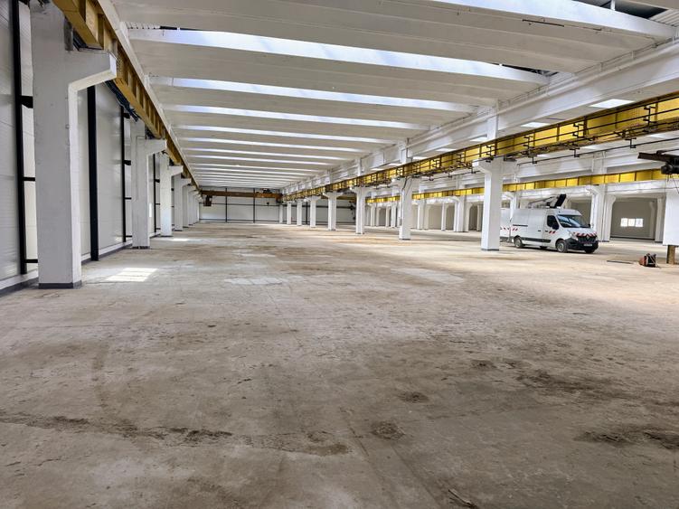SPATIU INDUSTRIAL,  6857  MP - direct de la proprietar - 2