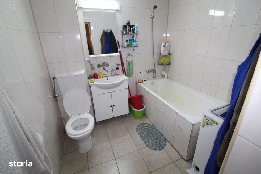 Casă cu 3 camere în Toplița