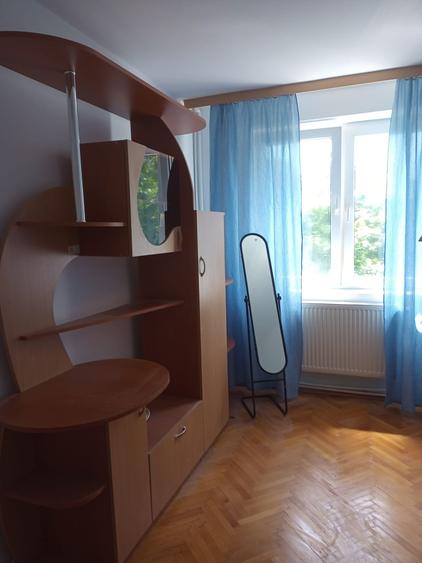 Apartament cu 3 camere decomandat în Gheorgheni