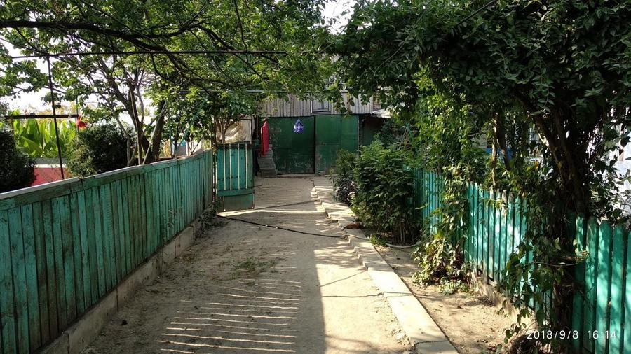 Casă cu 4 camere în Progresu