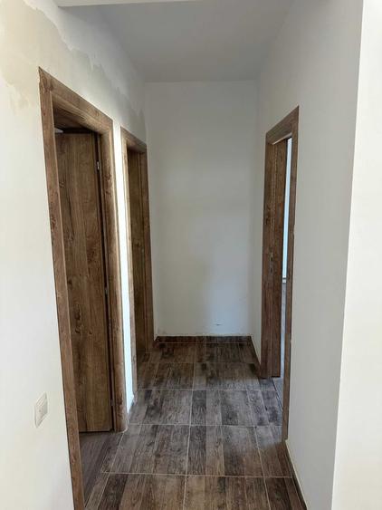 Casă cu 4 camere cu Teren 1200 Mp în Muntele Băișorii