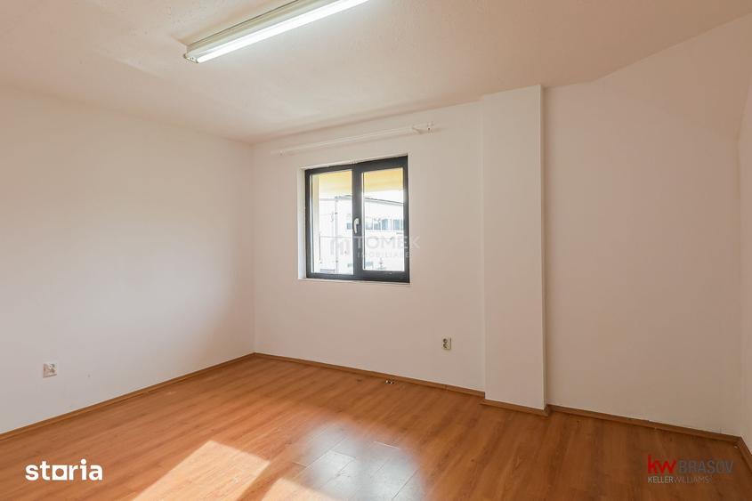 Spațiu comercial, de 102 mp, în Stupini