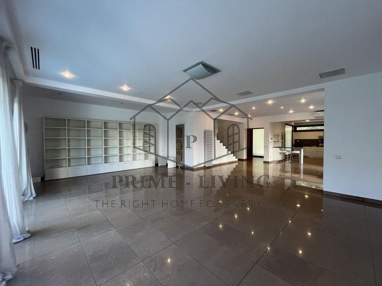 Duplex cu 6 camere cu Piscina în Nord