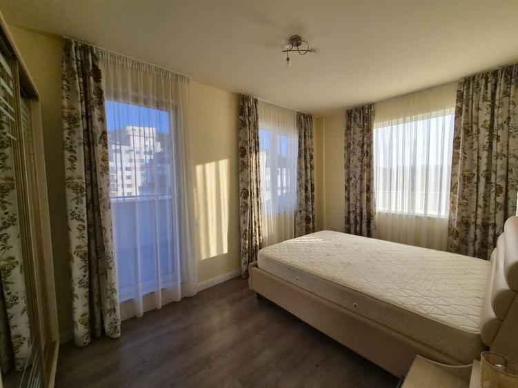 Apartament cu 3 camere în Florești