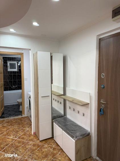 Apartament cu 2 camere, mobilat în Central