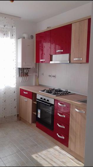 Apartament cu 2 camere decomandat în Florești