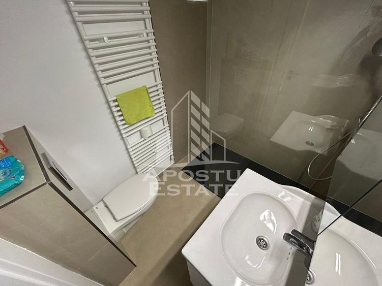 Birou, de 40 mp, în Central