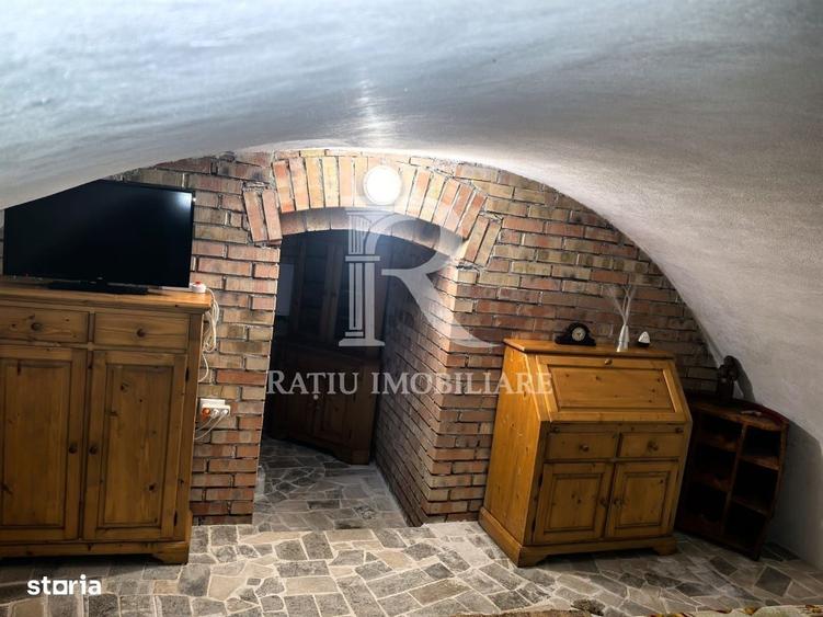 Casă cu 3 camere cu Teren 832 Mp în Central
