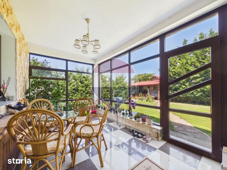 Casă cu Teren 1300 Mp în Central