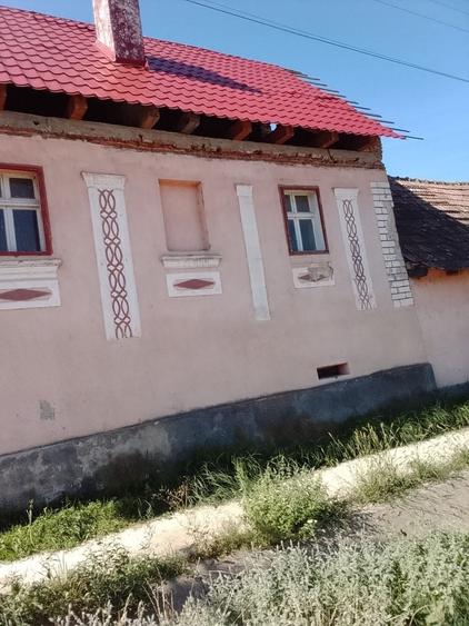 Casă cu 4 camere în Vurpăr