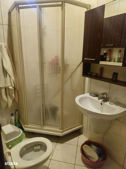 Apartament cu 2 camere semidecomandat în Obor