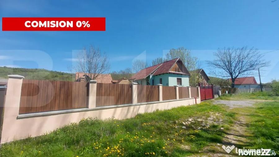 Casă cu 2 camere cu Teren 3100 Mp în Lisnău