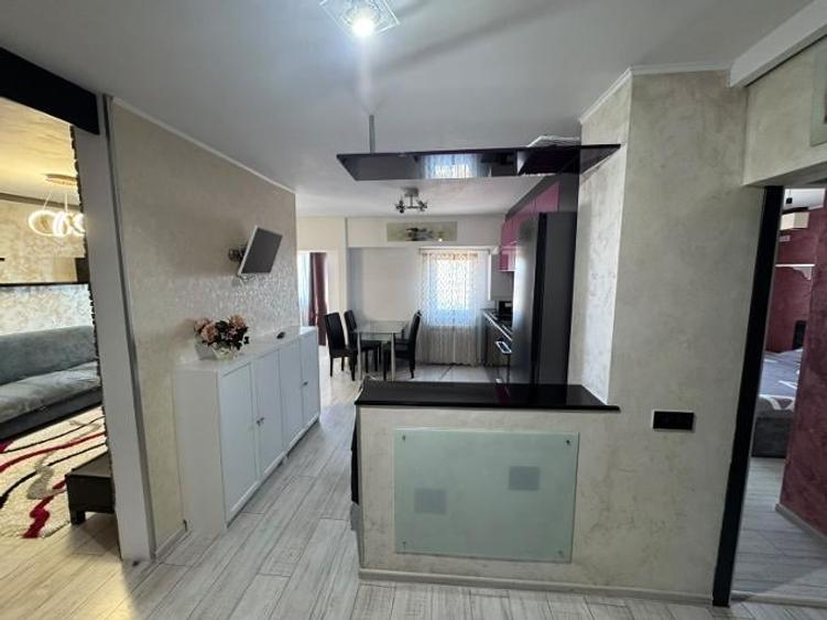 Apartament cu 2 camere decomandat în Gara