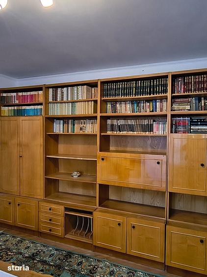 Apartament cu 3 camere semidecomandat în Republicii