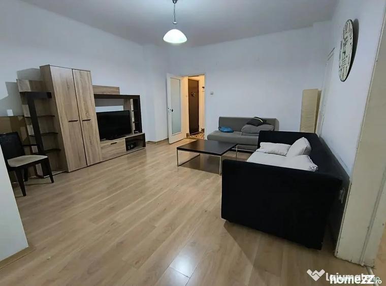 Apartament cu 2 camere semidecomandat în Sala Palatului