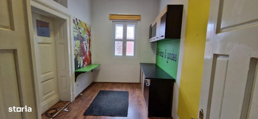 Spațiu comercial, de 100 mp, în Ultracentral