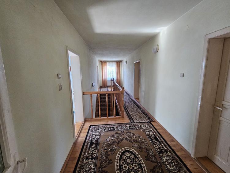 Casă cu 4 camere în Strei