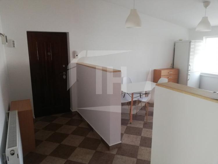 Apartament cu 2 camere decomandat, mobilat în Între Lacuri