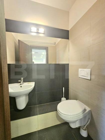 Spațiu comercial, de 116.30000305176 mp, în Semicentral