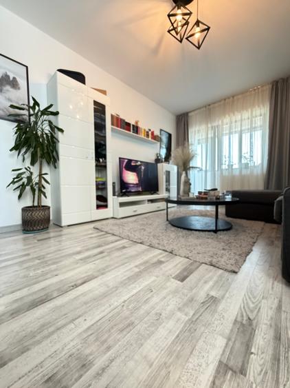 Apartament cu 2 camere decomandat în Cug