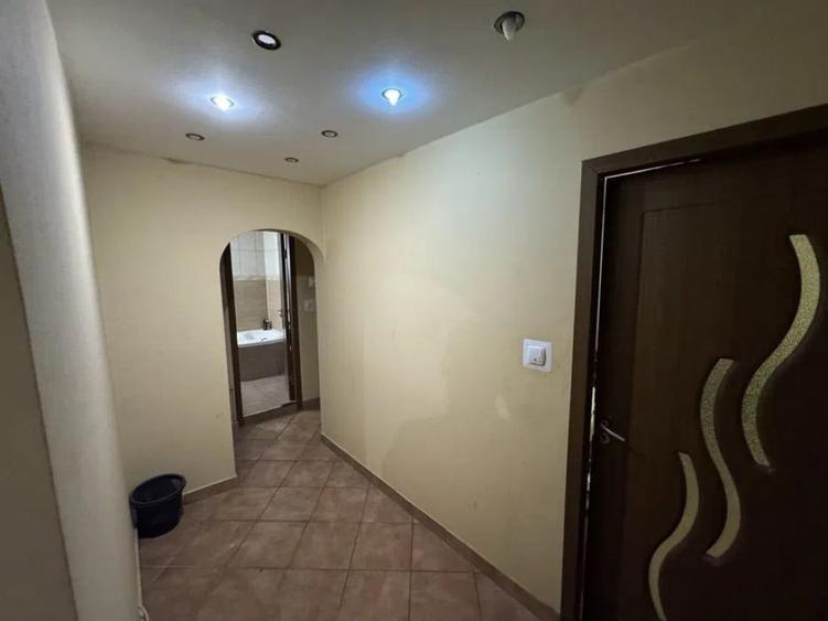 Rahova-Barca | 4 camere | 96mp | dec | et 8 | 115.000 euro - 3