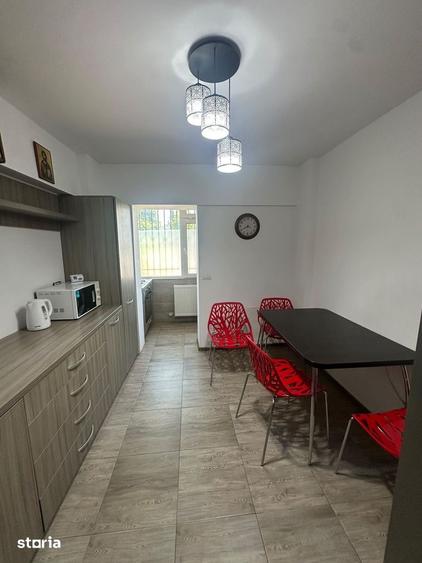 Apartament cu 2 camere, mobilat în Stadion