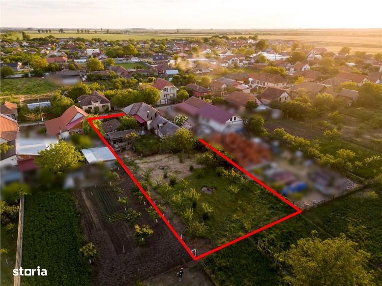 Casă cu 4 camere cu Teren 1440 Mp în Girișu de Criș