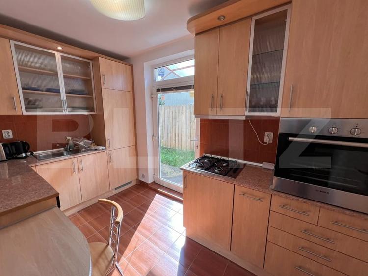 Duplex cu 5 camere cu Canalizare în Bună Ziua