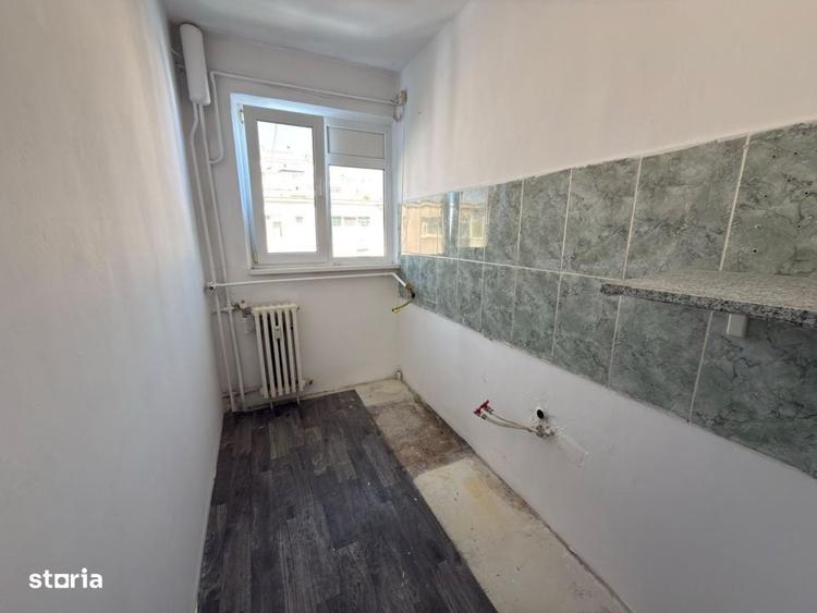 Apartament cu 2 camere semidecomandat în Malu Roșu